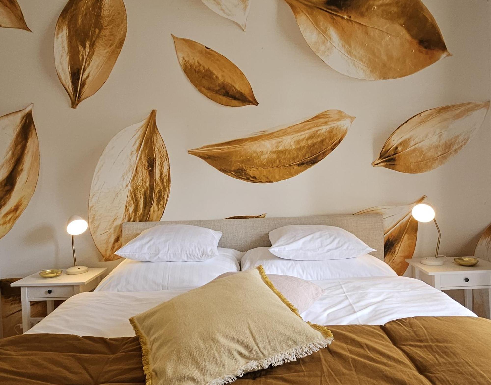 Golden Flat By Grazrentals With Parkview - Brandnew & Free Parking Kültér fotó